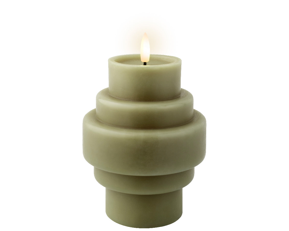 Candela led in vera cera verde cilindrica diversi strati Kaemingk Candela led in vera cera verde cilindrica diversi strati Kaemingk